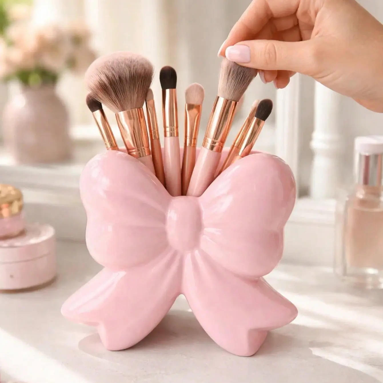 Bestselling Bowknot Makeup Brush Holder, Large Capacity Dual Compartment Organizer, Desktop Storage Solution for Cosmetics Brushes and Pens