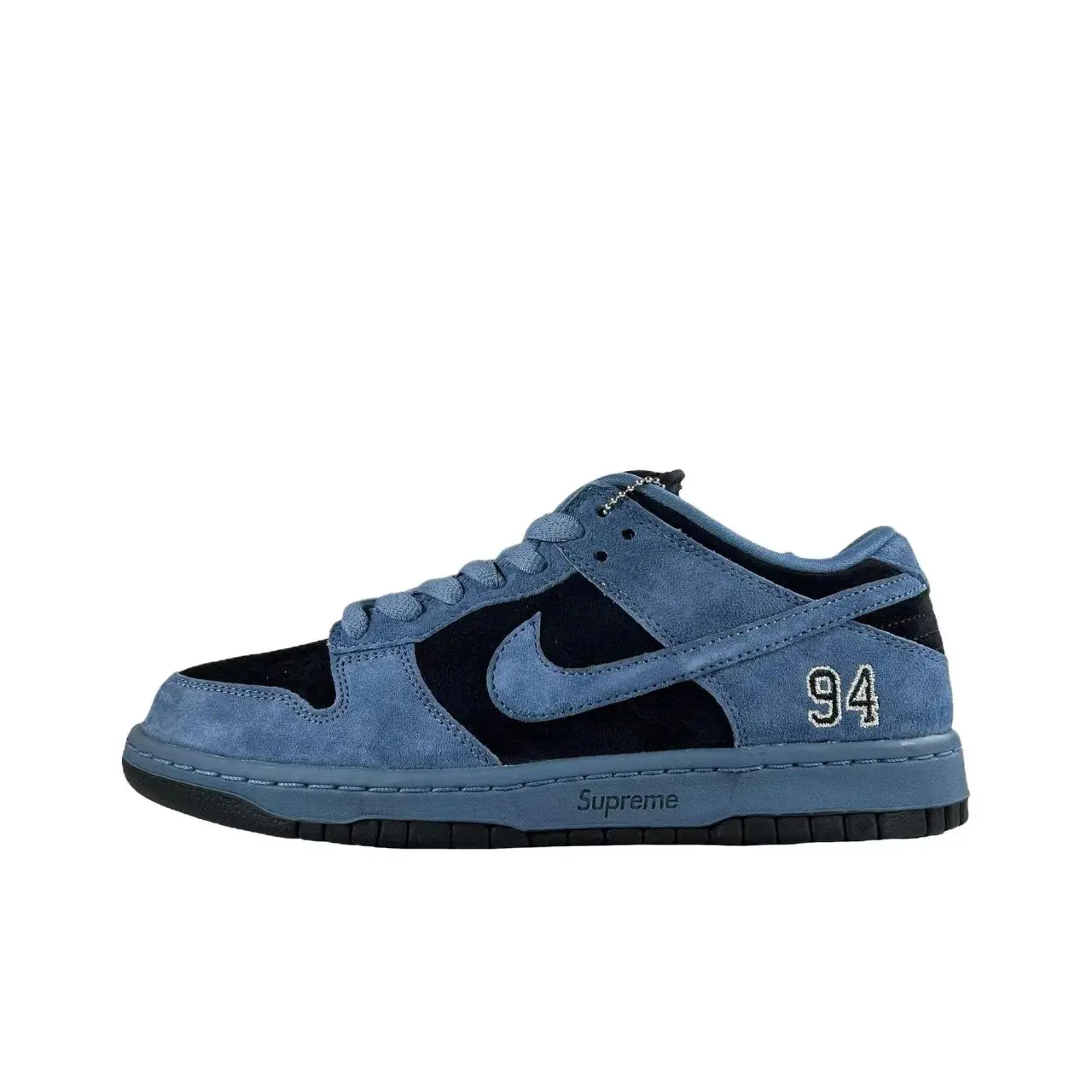 Nike Supreme x Dunk Low SB 'Ocean Fog' HQ8487-400