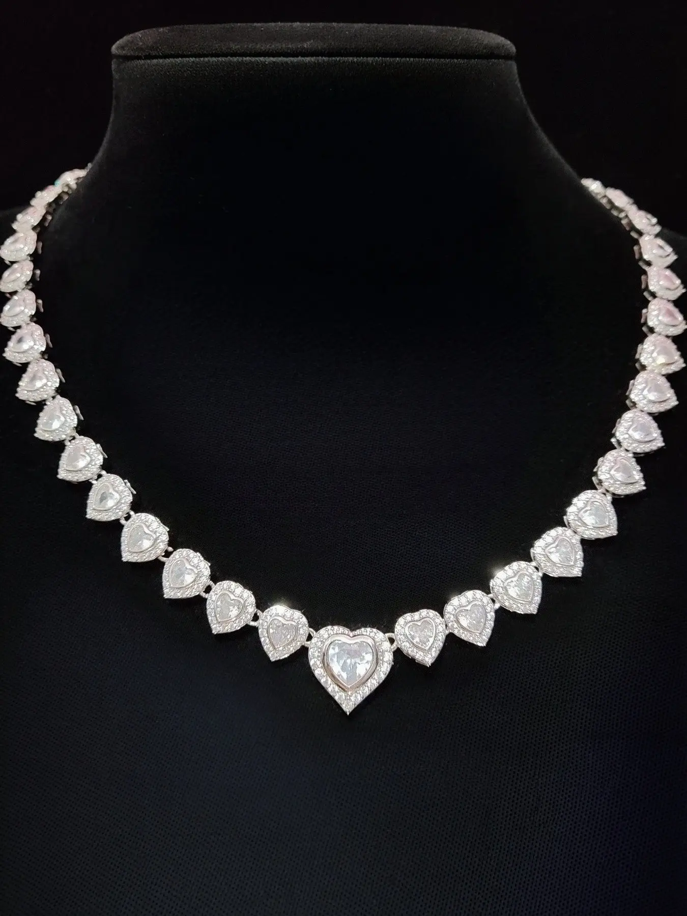 Copper with Artificial Zircon Heart Pendant Chain Adjustable size Women Hip Hop Love Heat Pendant Chunky Necklace Fashion Iced Out Bling Bling Jewelry Valentine's Day Gift