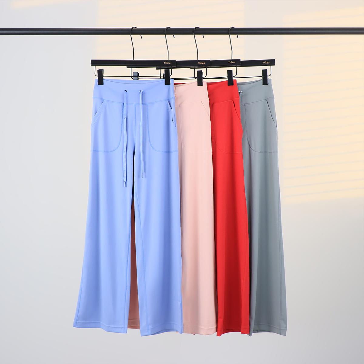 LULU Elegant Women's Straight-Leg Pants: A flattering, tailored fit perfect for both athletic and casual occasions, suitable for all seasons, and expertly crafted.