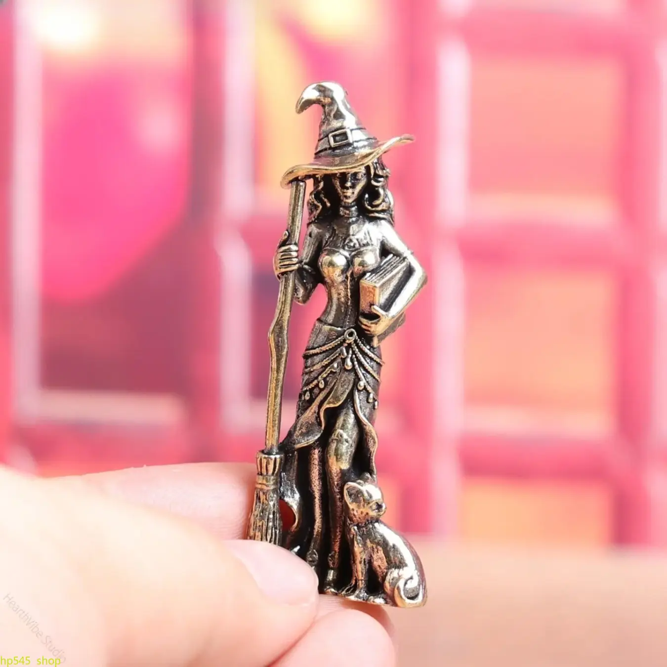 Mystical Wizard Witch Metal Collectible Figure Charm - Exquisite Handmade Decor, Sturdy Structure, Energy-Saving, No Extra Assembly Needed, Ideal Halloween Present for Fantasy Enthusiasts, Indoor Display, Collectibles, Decorative, Witchcraft Charms & Pend