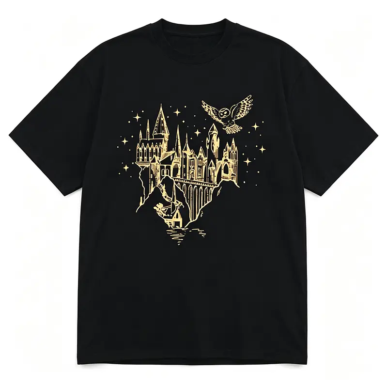 Women's Starry Wizarding Castle Graphic T-Shirt, Casual Short-Sleeve Crew Neck Top, Shortsleeve, Round Neck