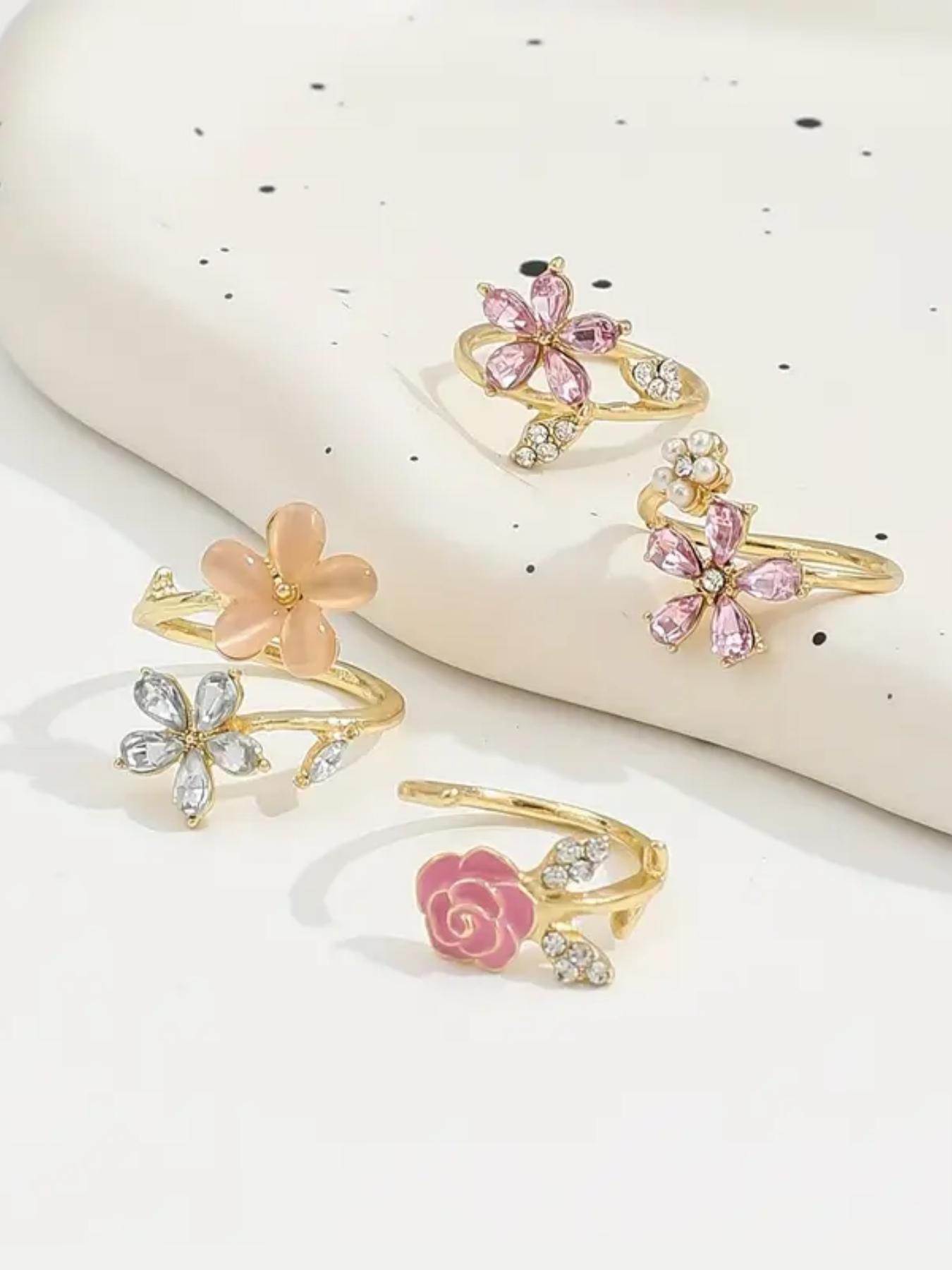 Elegant 4-Piece Rhinestone & Faux Pearl Studded Rings, Floral Design, Perfect Gift for Her, Stylish Jewelry Accessories