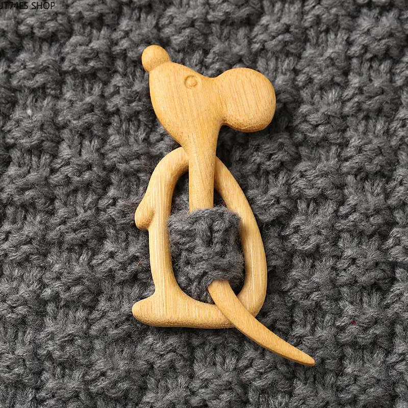 Wooden Animal Pattern Decorative Brooch Pins - Cute Octopus, Elephant, Squirrel, Giraffe Wood Lapel Badges for Clothing, Backpack Fashion Accessories, Animals, Sea Turtle