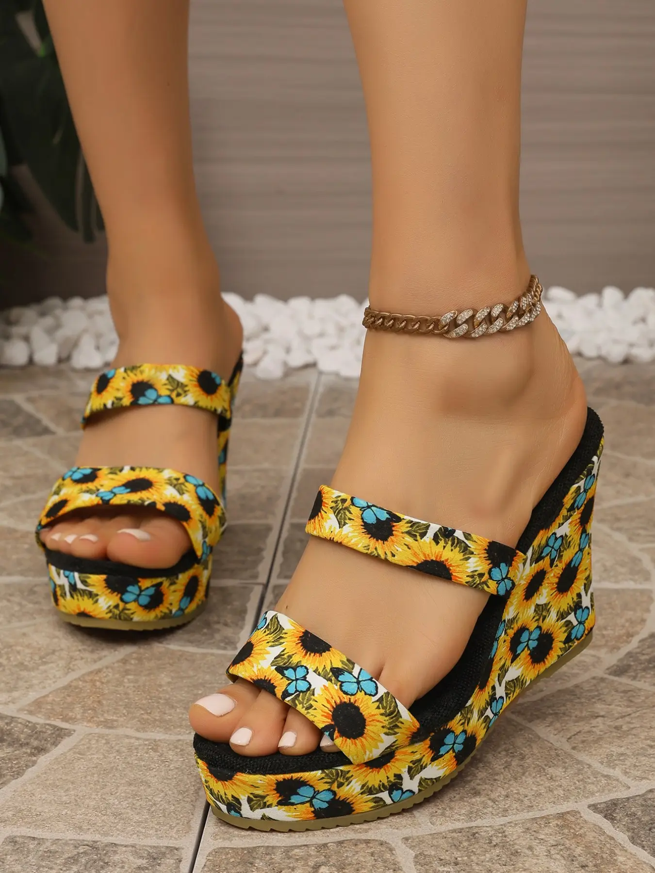 Women's Sunflower Print Wedge Slide Sandals, Open Toe Platform High Heel Mules, Summer Casual Beach Slip on Sandals