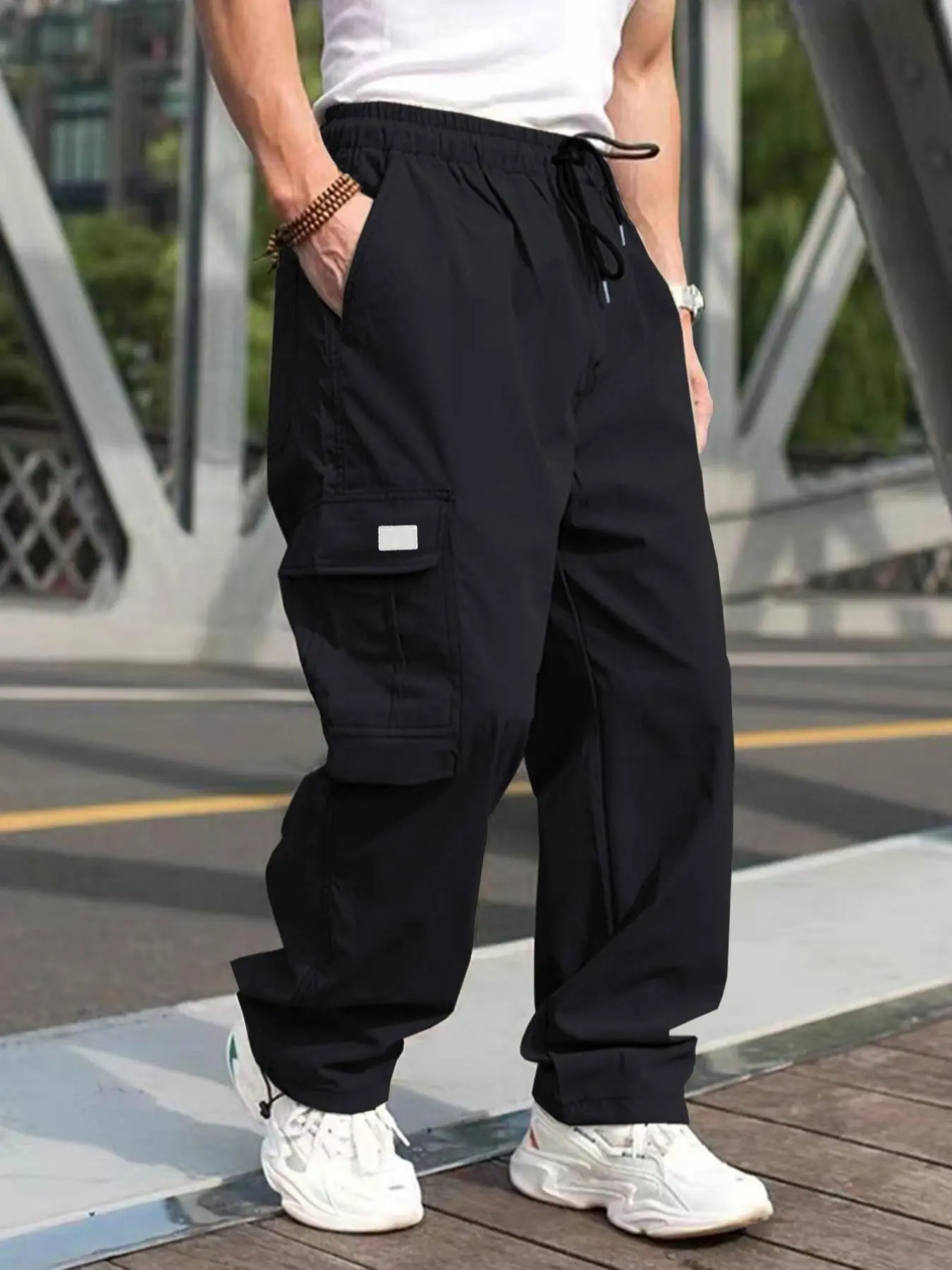 Men's Solid Flap Pocket Cargo Pants, Regular Fit Casual Fashion Straight Leg Trousers for Daily Wear, Men's Bottoms for All Seasons