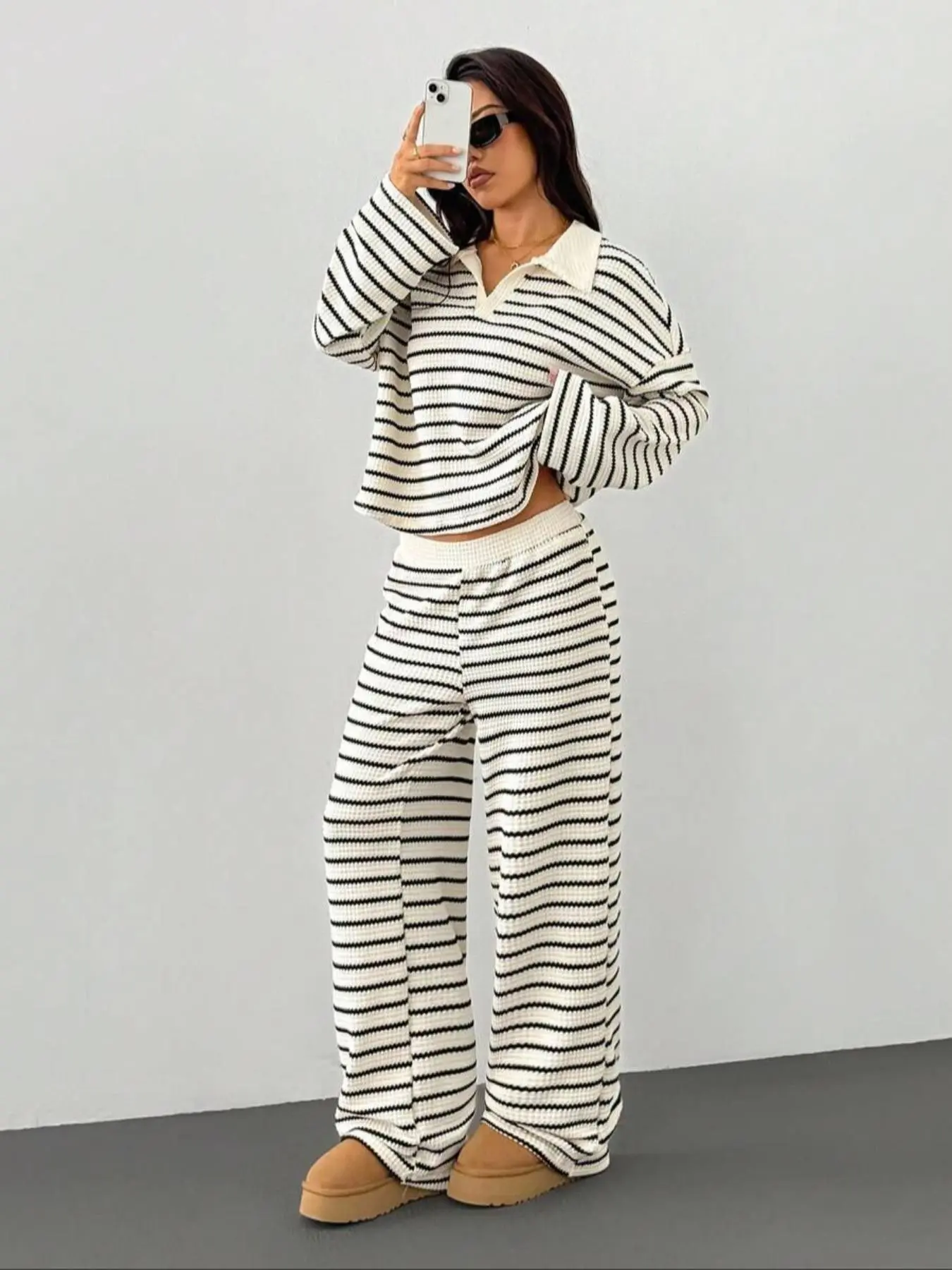 Women's Striped Textured Micro Flare Polo Neck Long Sleeve Long Pants Set, Fashion Casual Versatility, Ideal for Daily Commute Wear