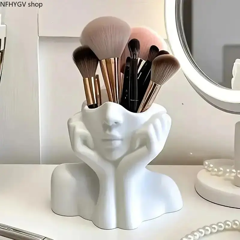 Cute Face-Shaped Plastic Makeup Brush Organizer, No-Assembly Compact Desktop Cosmetic Storage Rack, Decorative Practical Vanity Case for Dressing Table And Bedroom Beauty Supplies Tidying