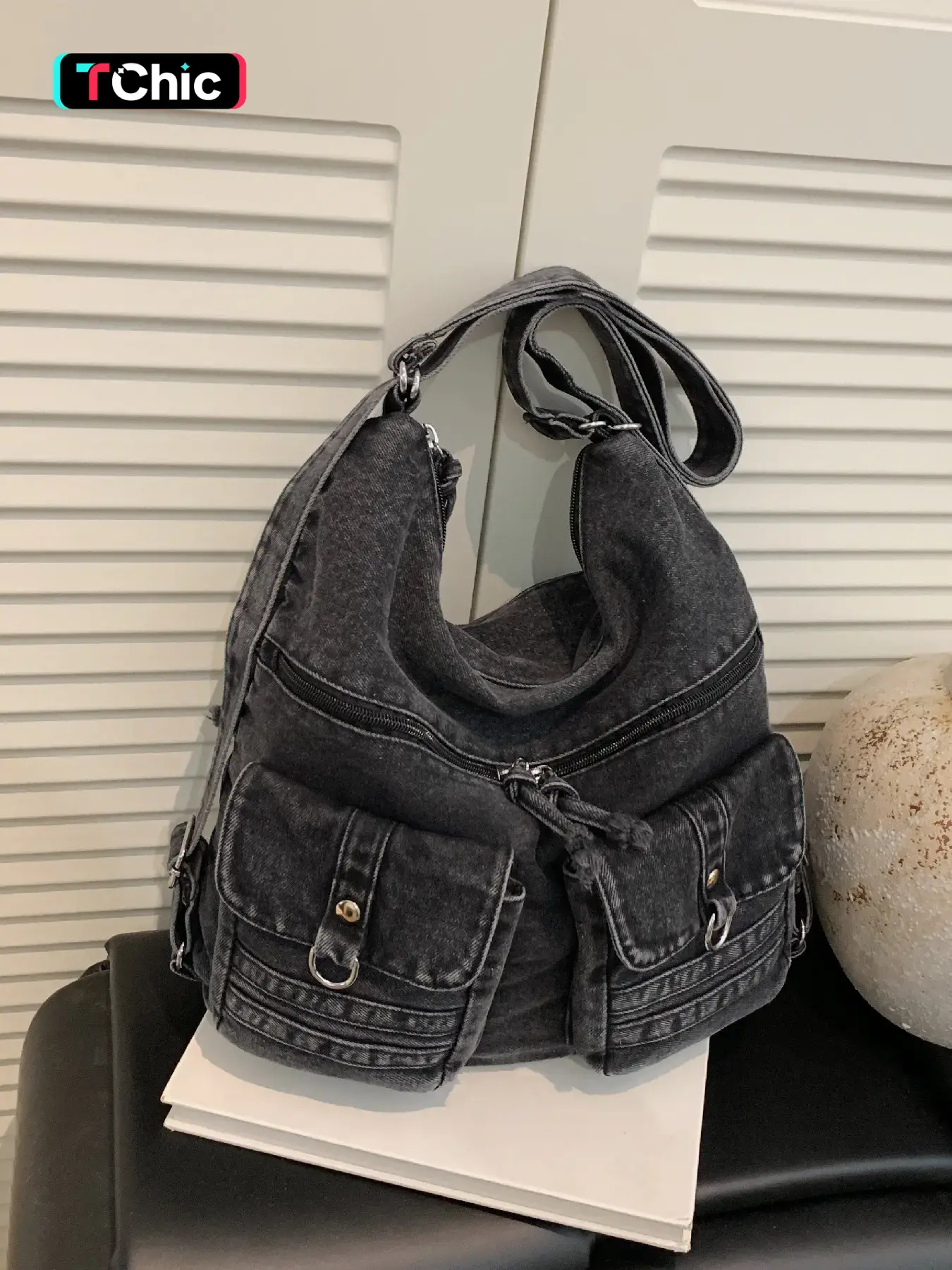 Vintage workwear style multi-pocket backpack, detachable adjustable shoulder strap, 3-way bag (single shoulder, double shoulder, crossbody), drawstring large capacity travel bag versatile casual bag for daily commuting and shopping, practical storage bag
