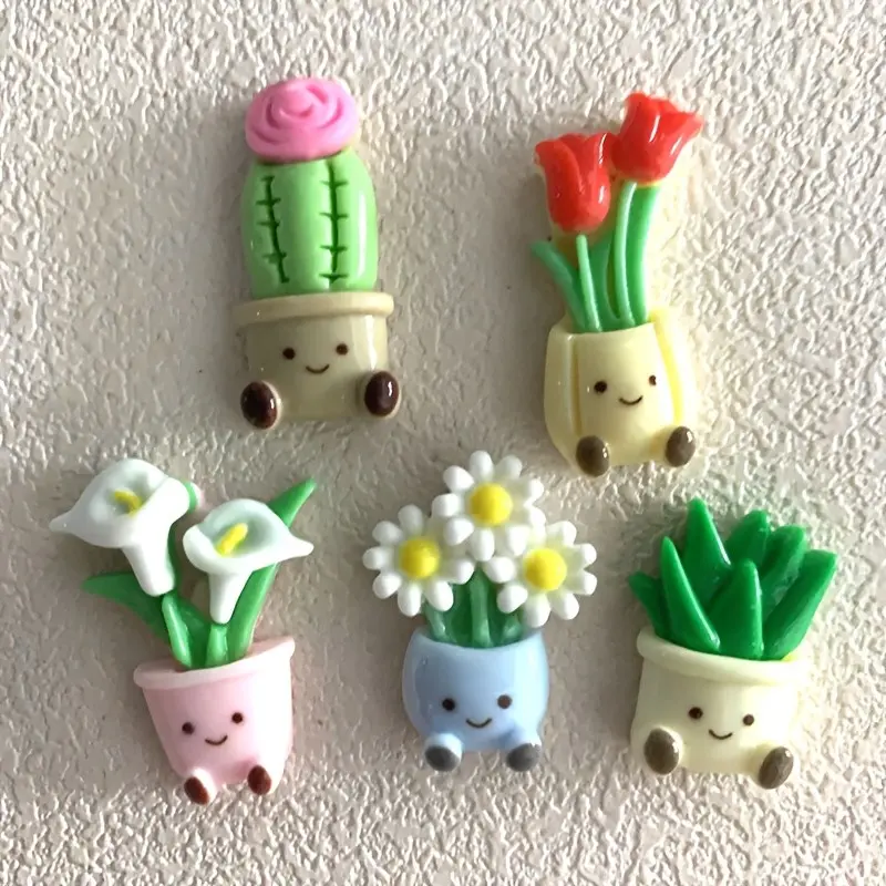 6-Piece Set Cute Mini Plant Refrigerator Magnets, Random Patterns, Smiley Face Comfortable Plant Magnets, Heart-Shaped Decorative Magnets, Cute Fridge Magnets