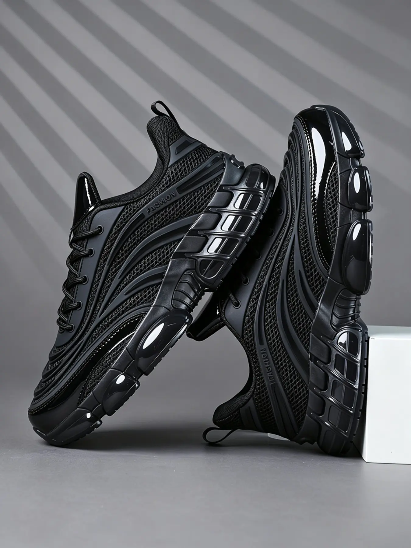 Men's Fashion Sporty Sneakers, Lightweight Breathable, Wave Structure Shock Absorption, Casual Shoes for All Seasons, Lightweight Athletic Sneakers