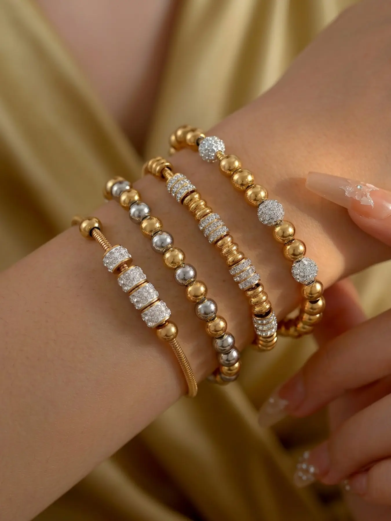 Beaded Snake Chain Adjustable Slider Bracelet, Fashion Jewelry for Women, Glossy Metallic Glow Jewelry for Summer Beach Vacation, Perfect for Resort Holiday & Date Night Look