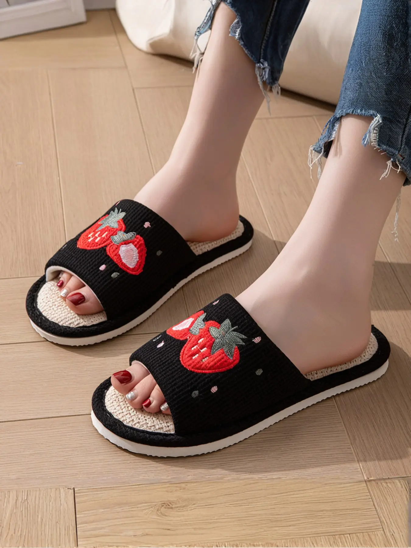 Strawberry Embroidered Open-Toe Fabric Slippers, Non-Slip Soft Sole Women's Indoor Shoes, Casual All-Season Home Footwear