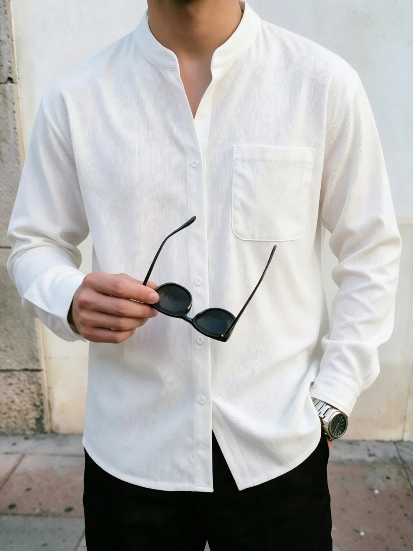 Men's Textured Velvet Round Neck Long Sleeve Casual Fashion Shirt, Casual Chest Pocket Top, Fitted Style, Plain Pattern, No Ca Prop