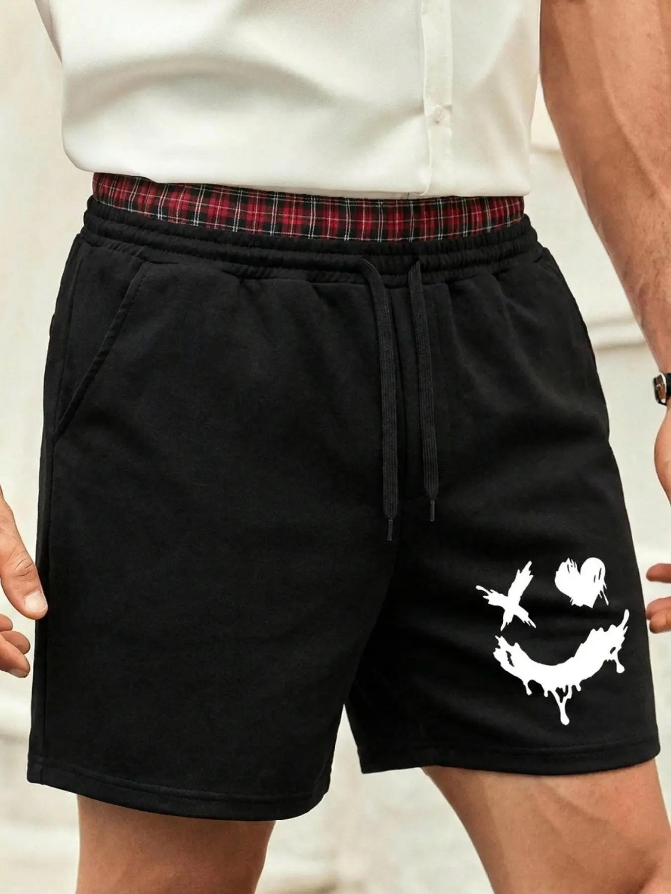 Y2K Trash Wind Waist Gym Shorts, Emo Style Teen Boys Girls, Blood Smile Heart X Eye Pattern, Loose Fit Drawstring Elastic Waist, Pocket Gothic Street Basketball Shorts, Punk Aesthetic Summer Casual Bottoms, Hip Hop Skateboard