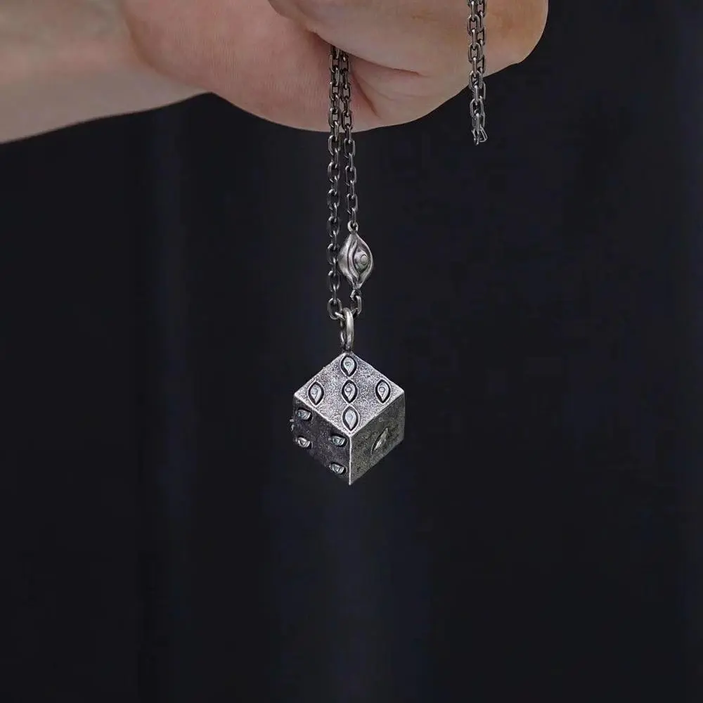 Anime Gojo Satoru Eyes Cosplay Necklace Unisex Vintage Square Dice Pendant Neck Chain Gothic Choker Jewelry Halloween Accessory