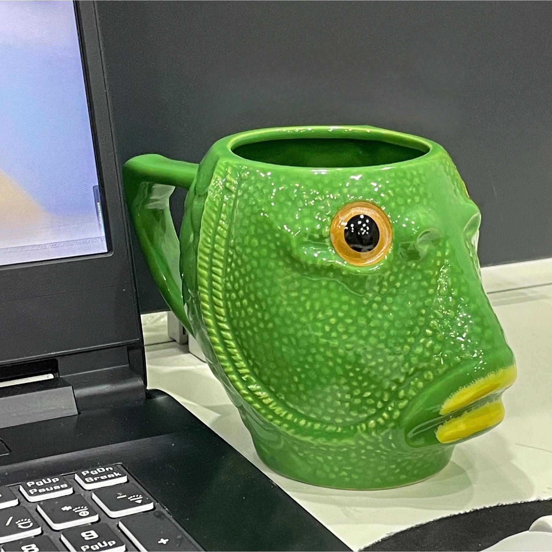 Funny Muscle Man Mug , Ceramic Coffee Cup for Gym Lovers & Fitness Gifts