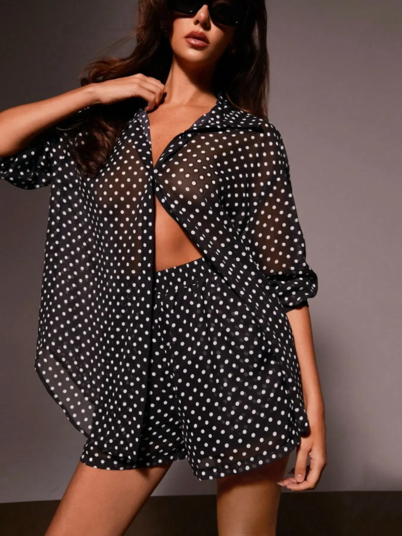 Women's Polka Dot 2 Piece Shorts Set, Casual Outfit Set, Casual Button Down Shirt & High Waist Shorts, Loose Fit Vacation Beach Resort Summer Clothes