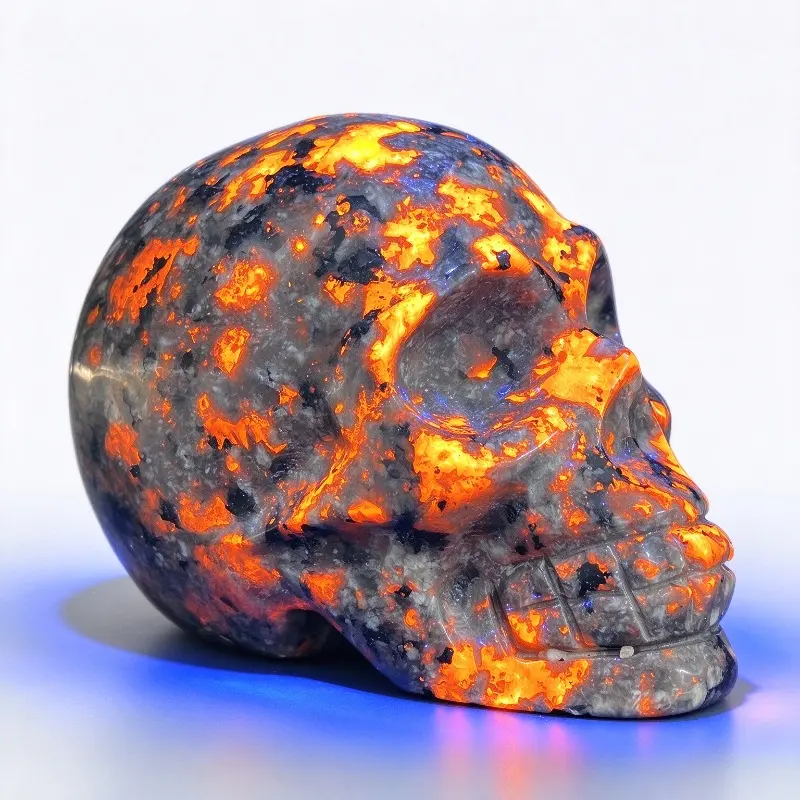 Yooperlite Crystal Skull, Hand Carved & UV Fluorescent, for Home Decor & Gift, Super Realistic Fine Art Sculpture Crystal Healing Stone Clear natural crystal decorations febuary birthstone advent calendar druzy