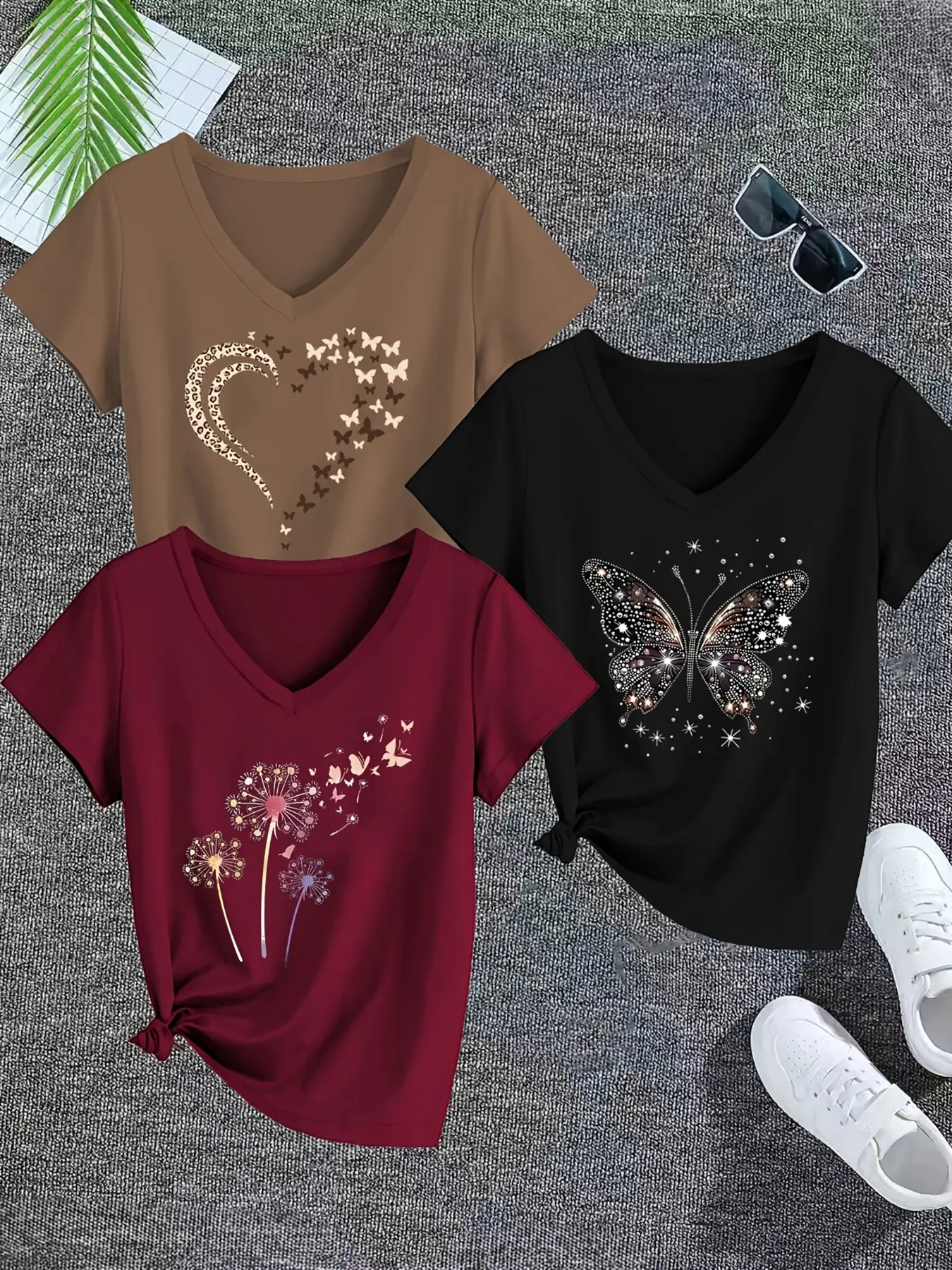 Three-Piece Women's V-Neck Short Sleeve Fit T-Shirts, Casual Butterfly Print, All Season Comfort, Versatile Fashion Top for Everyday Wear, Casual Tops