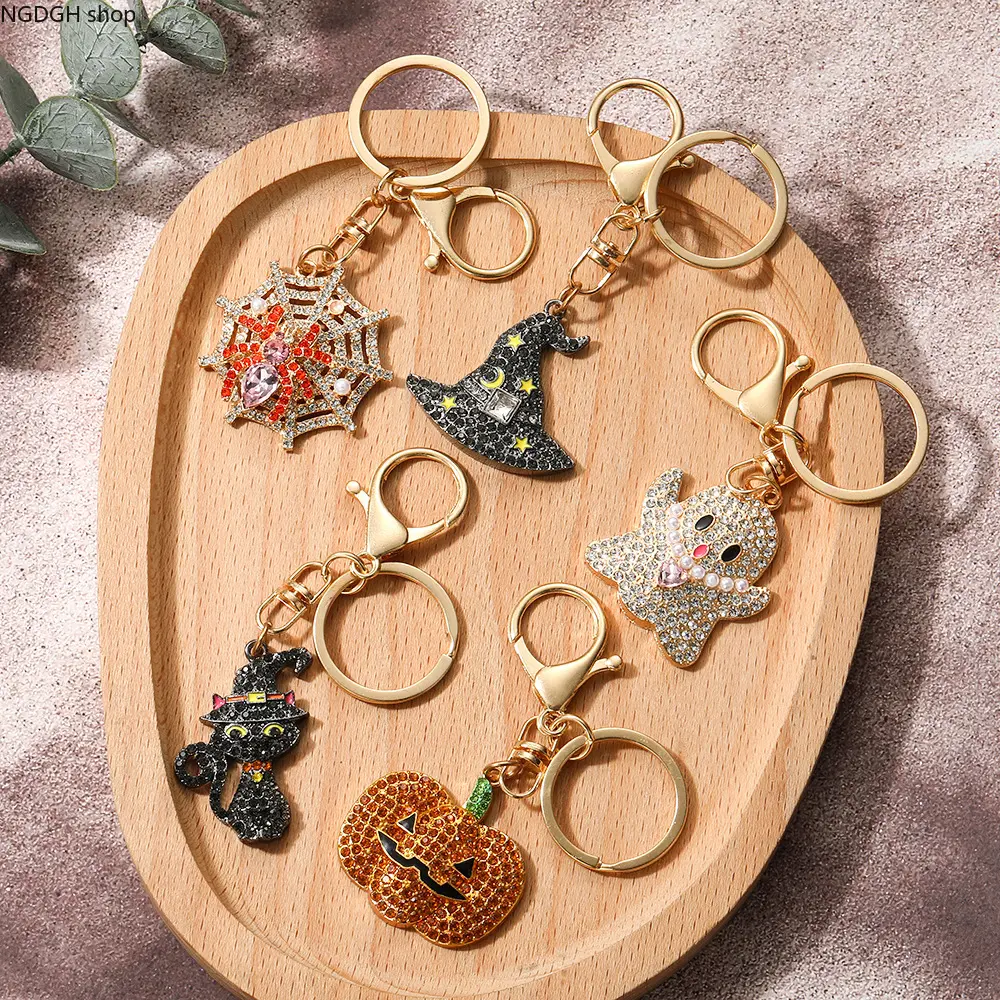 Halloween Rhinestone Keychain Set, Sparkly Pumpkin Ghost Witch Hat Black Cat Spider Web Pendant, Metal Lobster Clasp Key Ring, Bling Bag Charm Ornament, Cute Holiday Decor Accessory, Ideal Halloween Party Gift for Women Teens Daily Backpack & Car Keys
