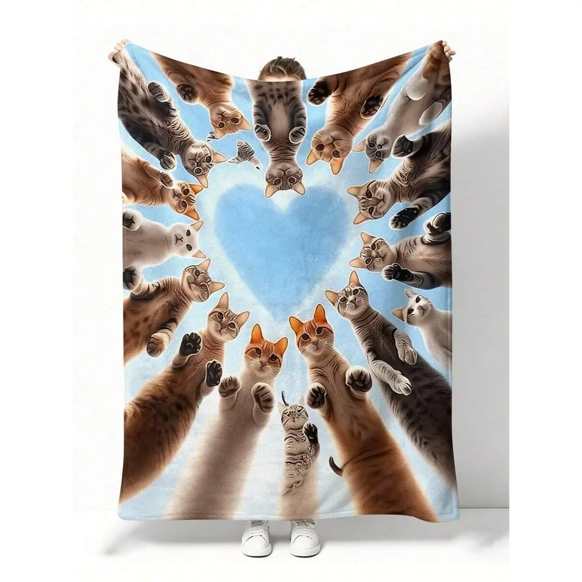 1pc Cats Forming Heart Shape Against Blue Sky Pattern Printed Blanket A Comfortable Flannel Blanket For Meditation Rooms Or Yoga Spaces., Double Sided Blanket, Home Lounge