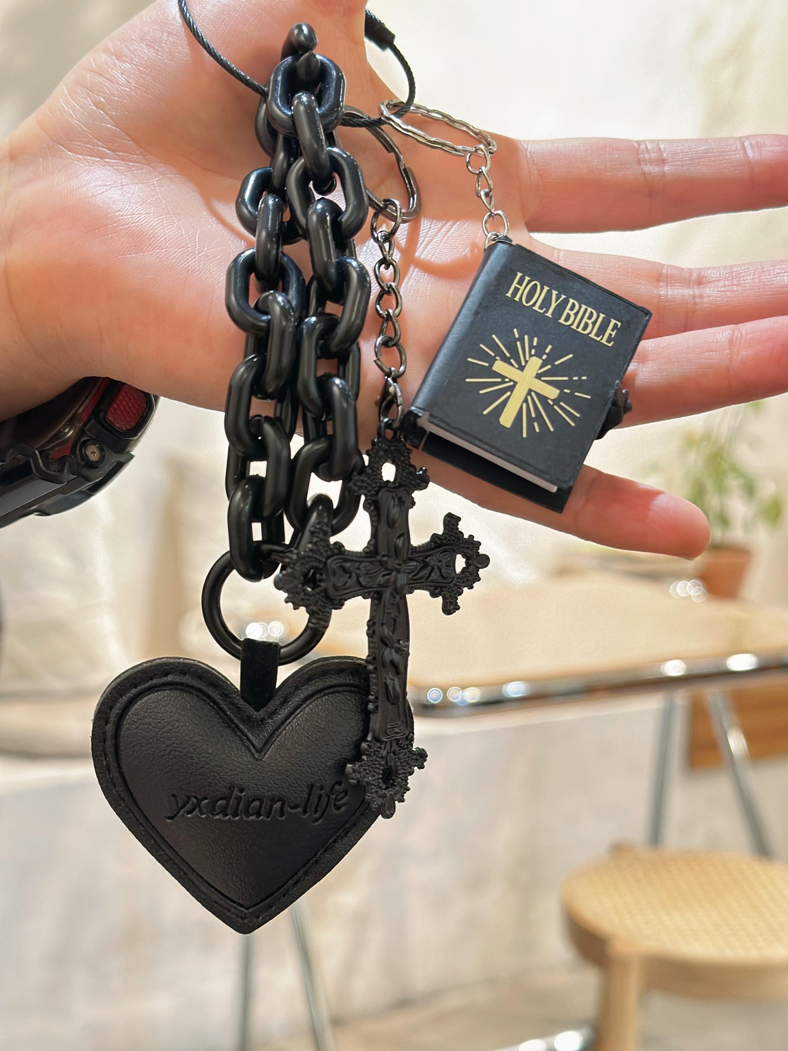 Gothic Style Bag Decoration, Fashionable Bag Keychain, Bag Charm for Women & Men, Trendy All-match & Exquisite Heavy Duty Keychain for Birthday Gift