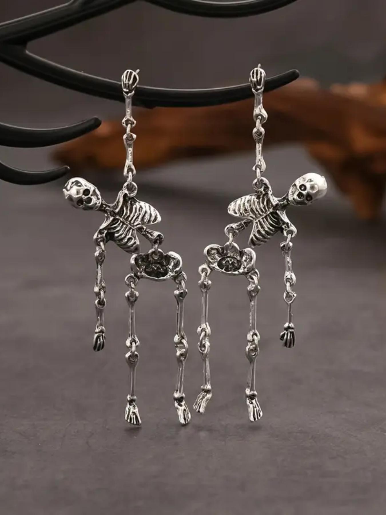 Gothic Punk Skull Dangle Earrings, Silver Color Plated, Vintage Style Halloween Witchy Jewelry for Women, Party & Daily Wear Accessory