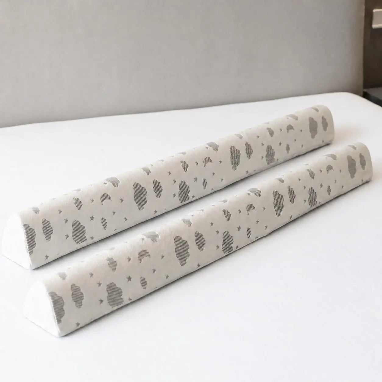2-Pack Toddler Bed Bumper 52" x 5" Foam Rail Guard with Non-Slip Stability – Safer & More Secure Convex Design for Twin, Full, Queen & King Mattresses(Gift)