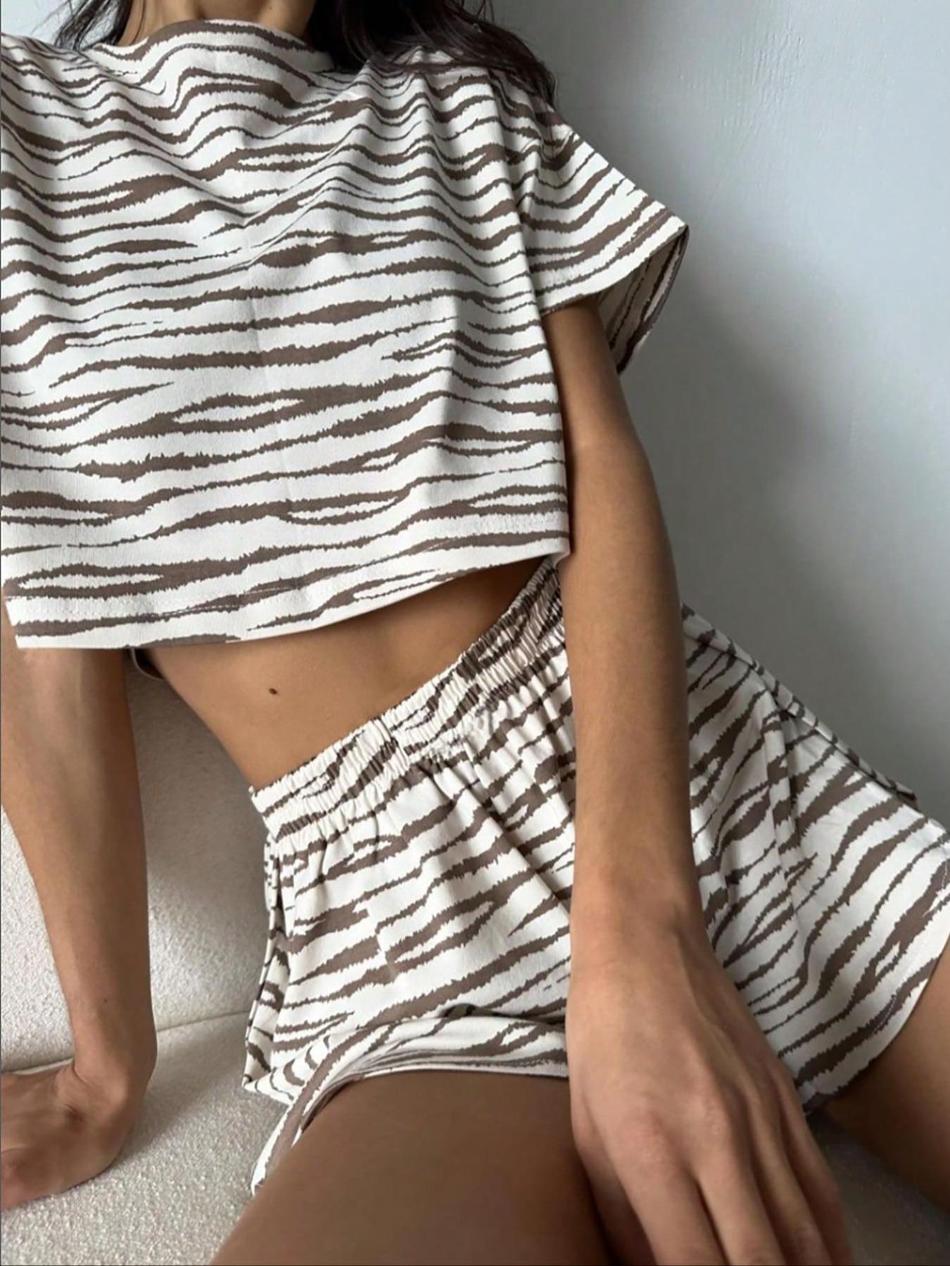 Women's All Over Print/Solid Color Crop Top & High Waist Shorts Loungewear Set, Casual Comfy Round Neck Short Sleeve Top & Shorts Striped Print Pajama Set, Ladies Sleepwear for Summer