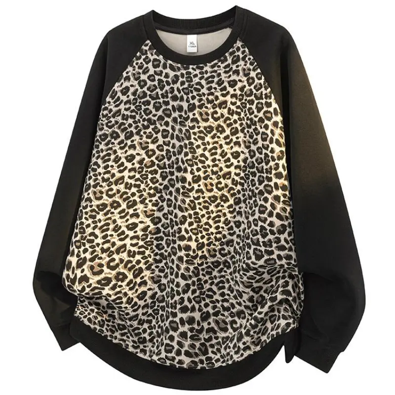 Unisex Leopard Print Raglan Round Neck Longsleeves Sweatshirt - Solid Black Sleeves & Hem Trim, Loose Oversized Relaxed Fit, Soft Fleece Fabric, Retro Street Style Pullover Top for Spring Autumn Everyday Outfits