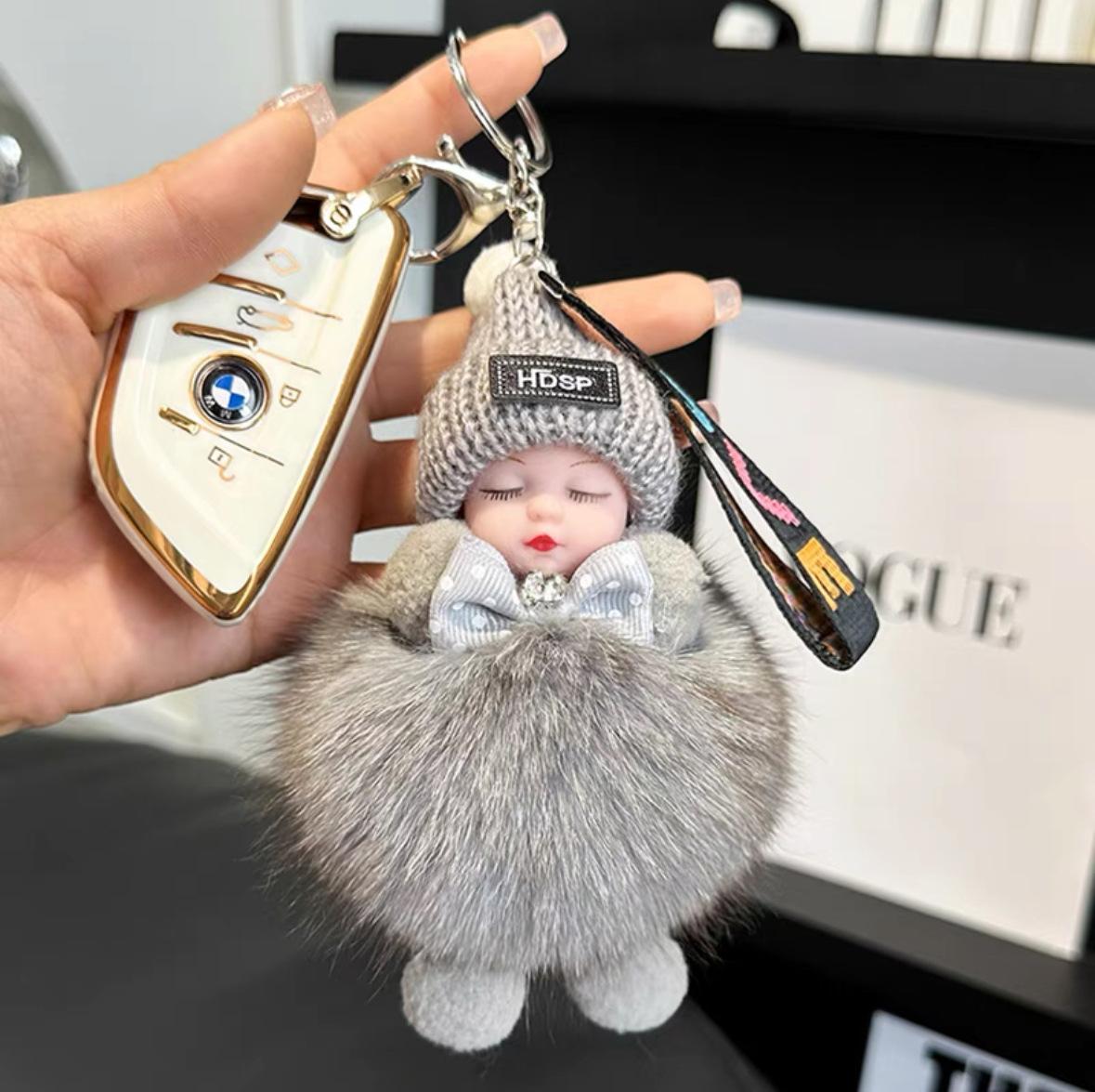 Plush toy car keychain pendant, cute stuffed doll, backpack accessory, couple's gift