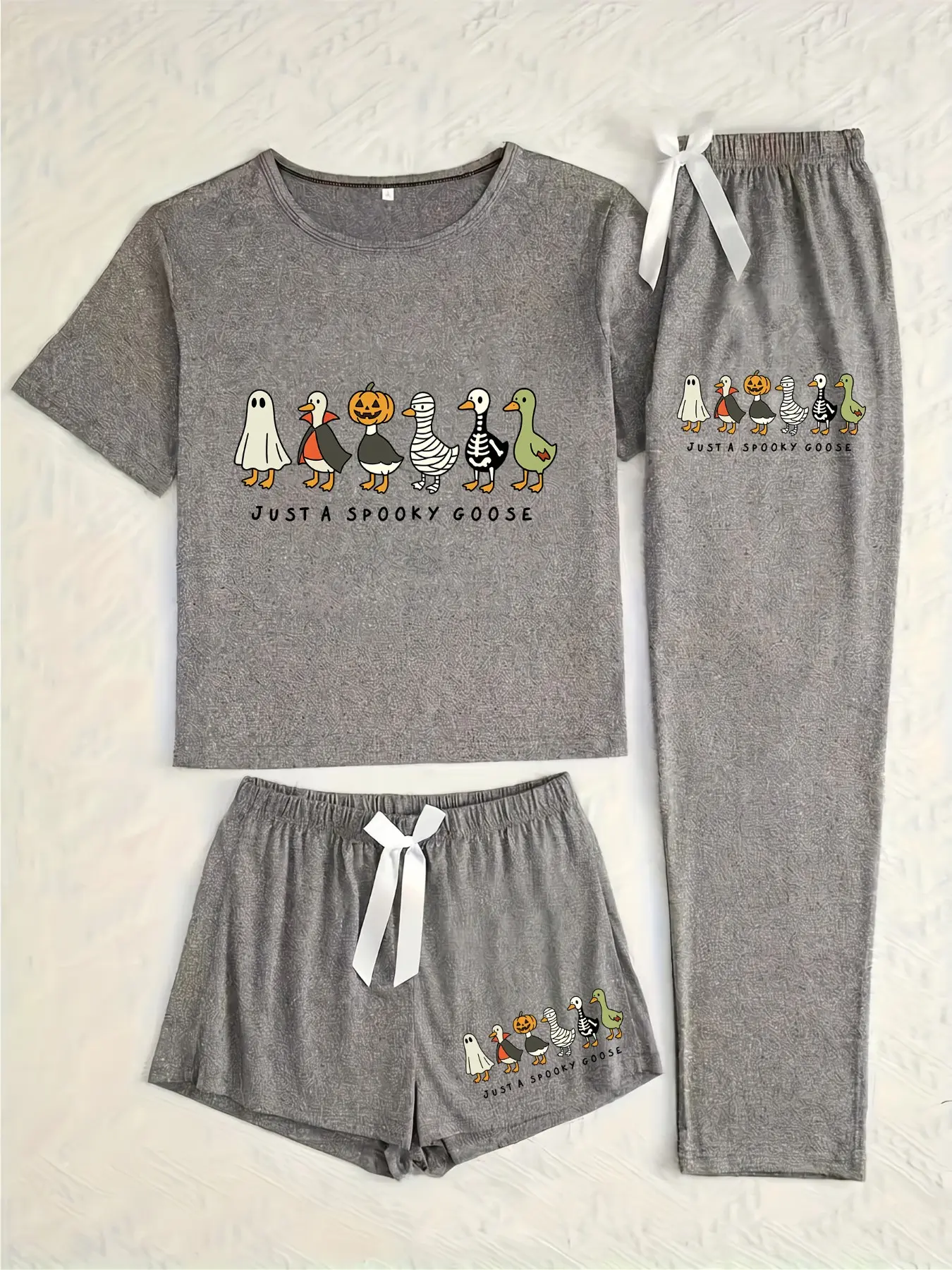 Halloween Cute Duck Three-Piece Set, Loose-Fitting Cartoon Pattern Pajamas, Casual All-Seasons Home Wear, Comfortable Plain Surface Design