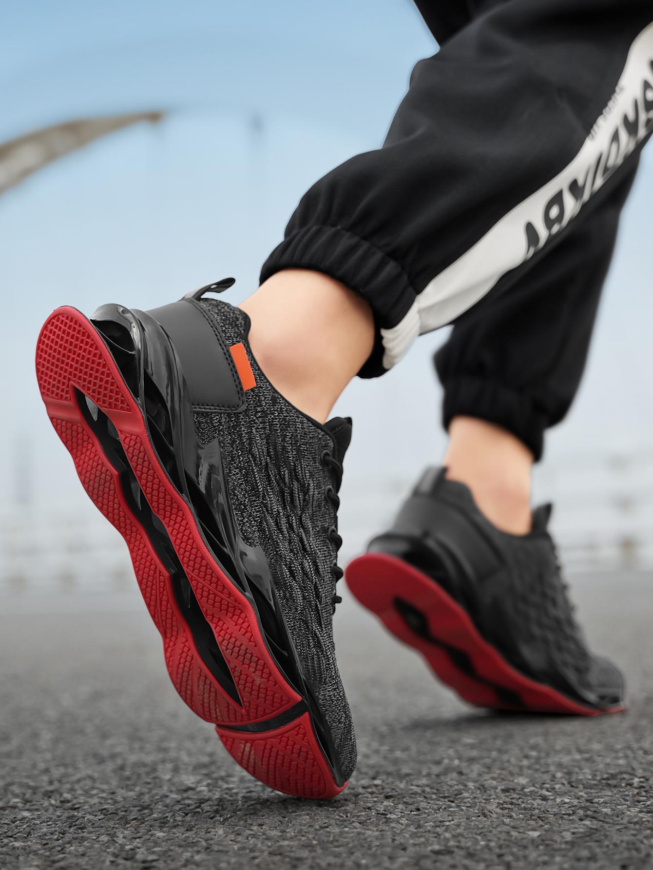 DAFK Blade Snake Year Limited Edition, Celebrating the Year of the Snake, Comfortable and Versatile, Shock-absorbent, Wear-resistant, Supportive, Low-cut Casual Running Shoes for Men