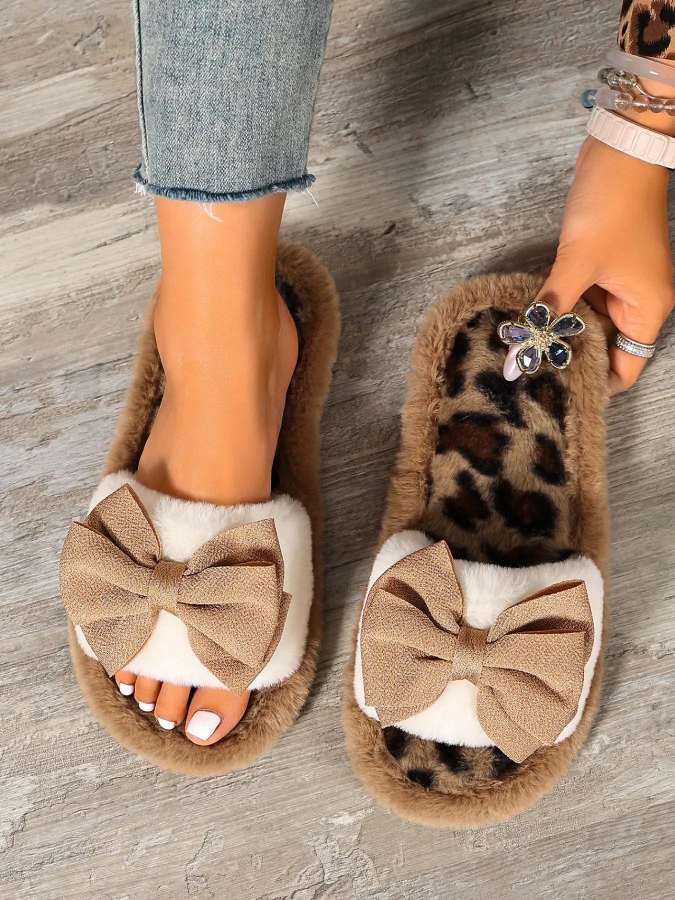 Bow Fuzzy Slippers, Leopard Print Lining, Open-Toe Home Slipper, Edge Trim Fuzzy Slipper, Casual All-Season Footwear