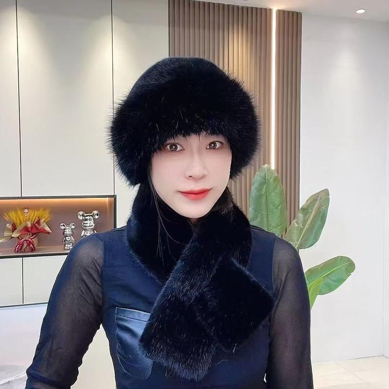 2Pcs Scarf and Hat Set Women Pullover Cap Winter Thickened Plush Warm Cap and Scarf Kit Fashioncute Beanies Hat