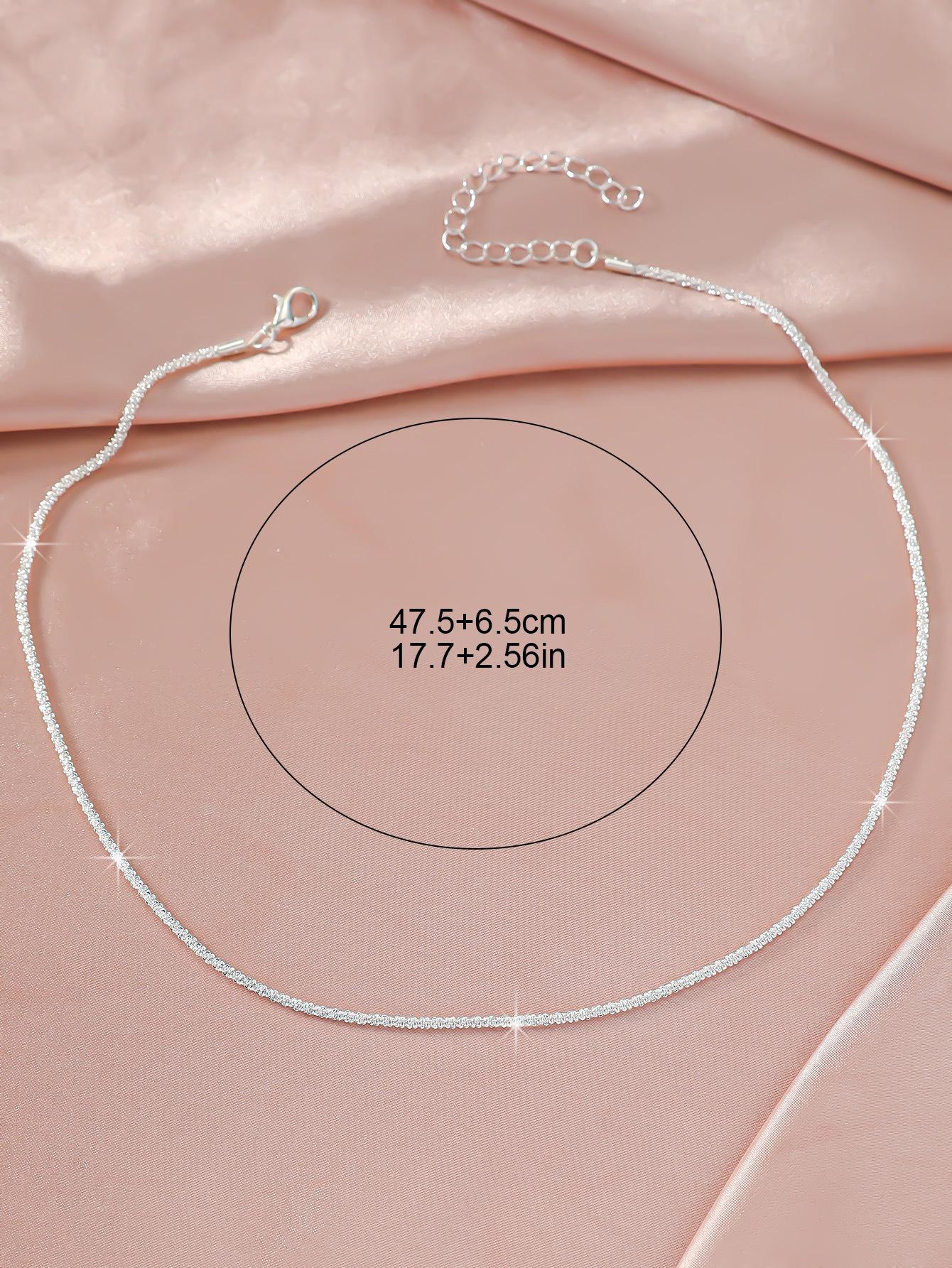 Minimalist Diamond Necklace, High-End Luxury Sparkling Collarbone Chain, Elegant Women's Jewelry, Simple Cold Style Pendant
