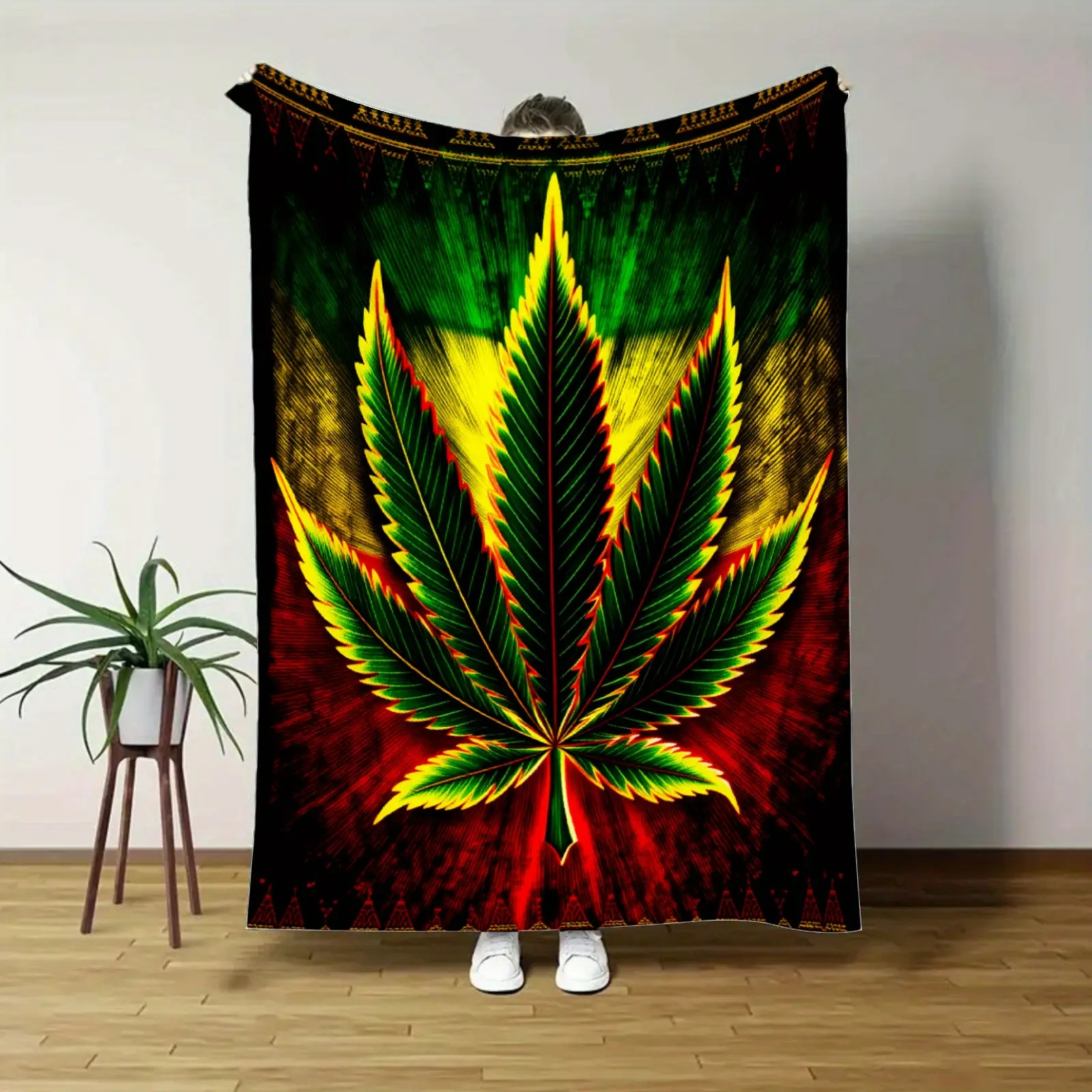 1pc Leaf Print Flannel Blanket Heavy Duty Soft Bedspread Large Marijuana Leaf Design for Bed Couch Travel Ideal Gift for Weed Lovers Throw Blanket Blankets for Winter Room Decoration for Men Throws for Sofa Christmas Blanket