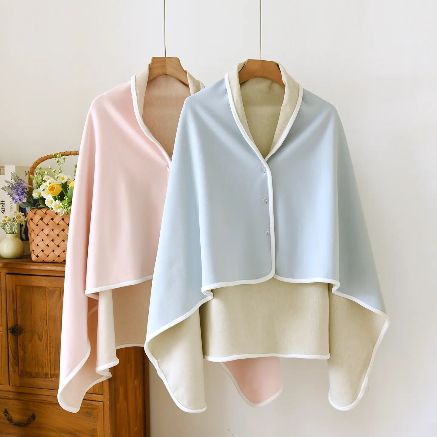 Postpartum Shoulder Warmer Scarf - Lightweight Thermal Nursing Cape for Pregnant Women, Perfect for Cold Office AC, Home Lounging, and Fall/Winter Layering, Soft Knit Breastfeeding Cover for Moms