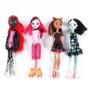 1pcs High Quality Fasion Monster toys Draculaura/Clawdeen Wolf/ Frankie Stein / Black WYDOWNA Spider Moveable Body Girls Toys