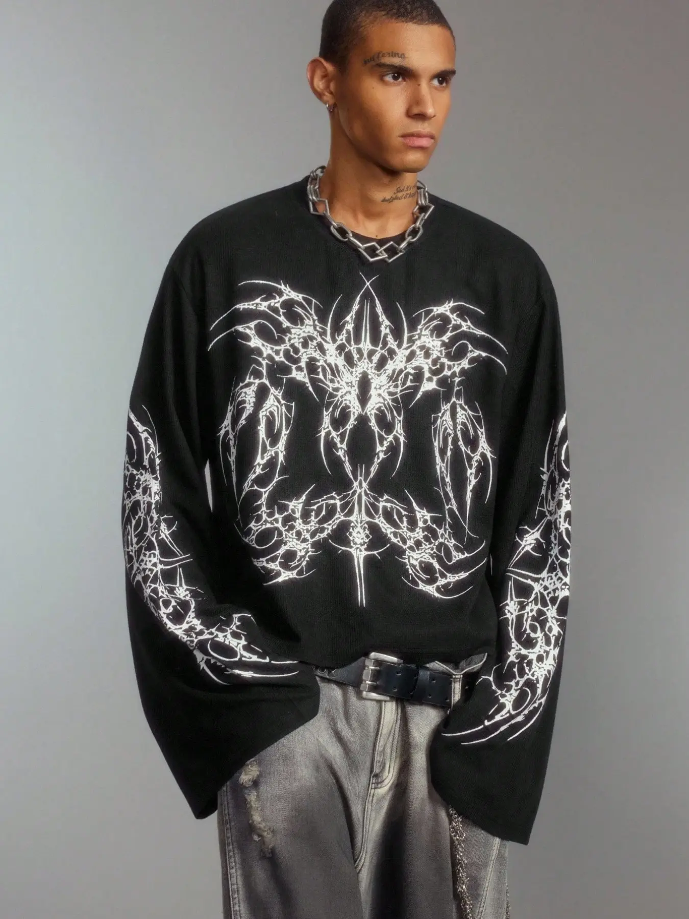 Y2K Punk Style Thorn Pattern Long Sleeve Men's Sweater, Casual Fitted Fall & Winter Top, Unique Dark Series Print Fashion Shirt