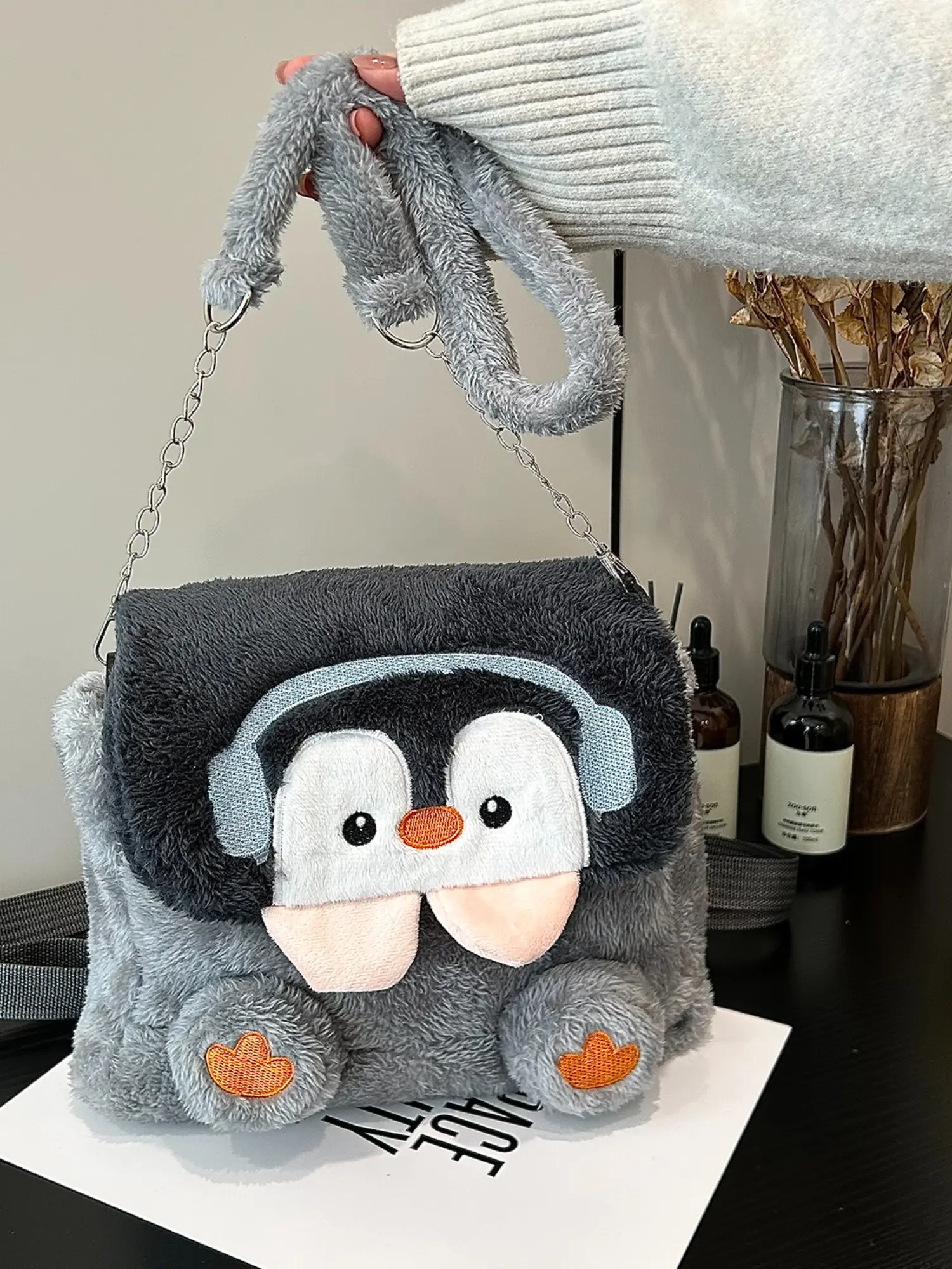 Plush Penguin Backpack for Women, Soft Cute Cartoon Design, Versatile Shoulder Bag, Aesthetic Shoulder Bag, Ideal for Daily Use, Work, School, Travel