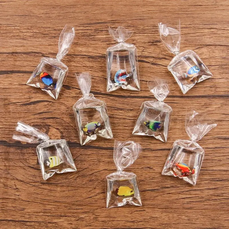 10 Random Transparent Resin Goldfish Clown Fish Pocket Pendants, Jewelry Accessories, Art Charms, Micro Landscape Decor, Birthday Gift, Office Desk Decoration