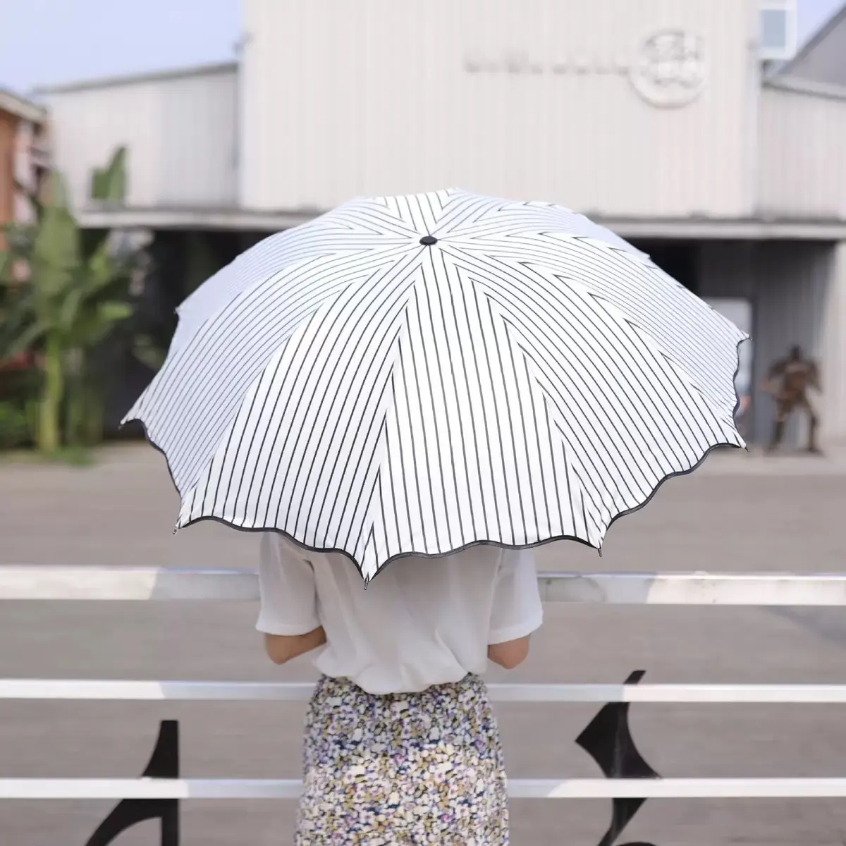 Fresh Look Striped Foldable Anti-UV Umbrella, Light-Blocking Coating, Sun & Rain Protection, Daily Use, 1pc