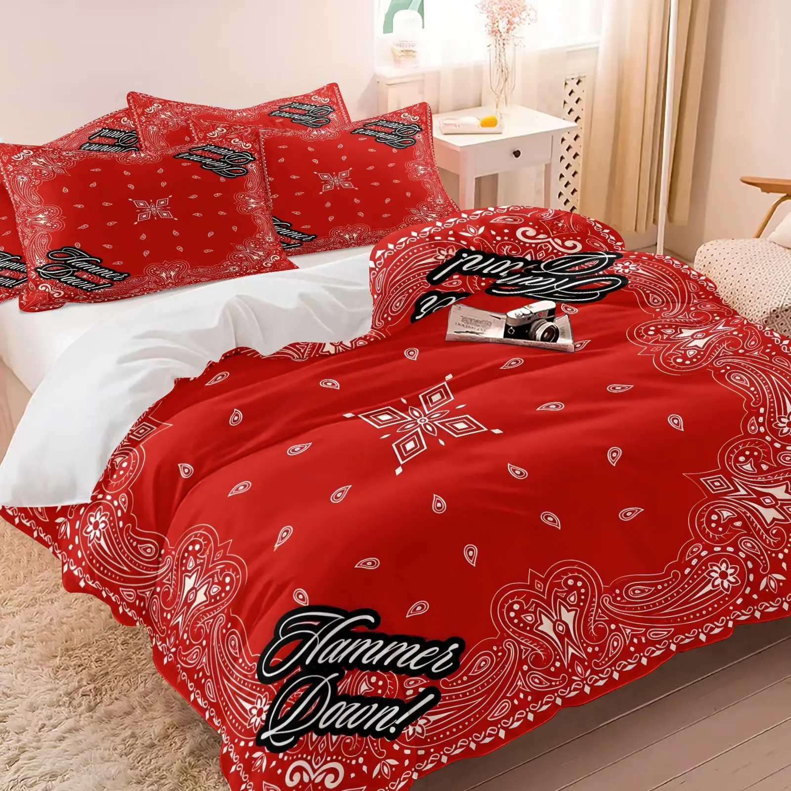 3PCS Retro Red Paisley Bandana Hammer Down Duvet Cover Set (1 Duvet Cover + 1-2 Pillowcases), American Western Bandana Letter Pattern HD Digital Print Pattern, Soft Cozy Skin-Friendly All Seasons Bedding, Ideal Trucker Fan Dorm Decor Gift