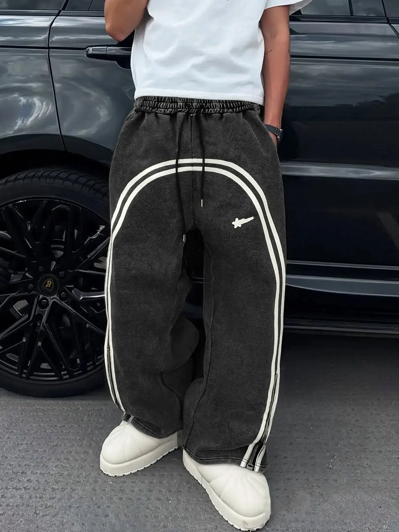 Men's Casual Loose-Fit Cotton Sweatpants, Meteor Graphic Print, Zipper Drawstring Hem, All-Season Comfortable Pants for Men, Casual Comfy Sweatpants, Athleisure Style Pants, Sports Casual Pants, Athleisure Design, Casual Comfy Sporty
