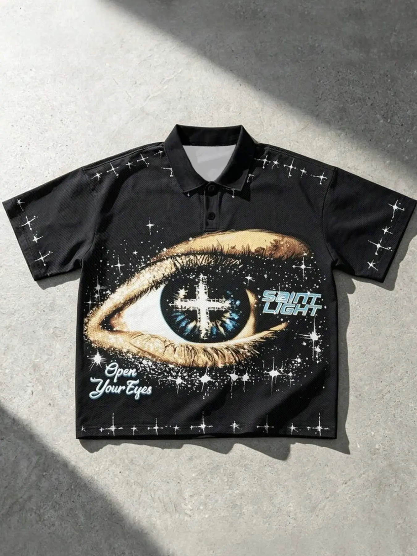 Men's Trendy Polo Shirt, Casual Tops, Retro God's Eye and Cross Graphic Short-Sleeve Lapel Tee with Script Lettering, Street Style Men's Celestial Star Print Shirt, Fashionable Streetwear, Y2K Grunge Aesthetic, Casual Wear Top for Back to School