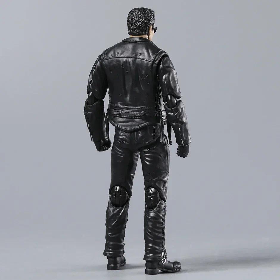 MAFEX No.199 Terminator 2: Judgement Day T-800 (T2 Ver.) Action Figure Figurine Collection PVC Model Toy