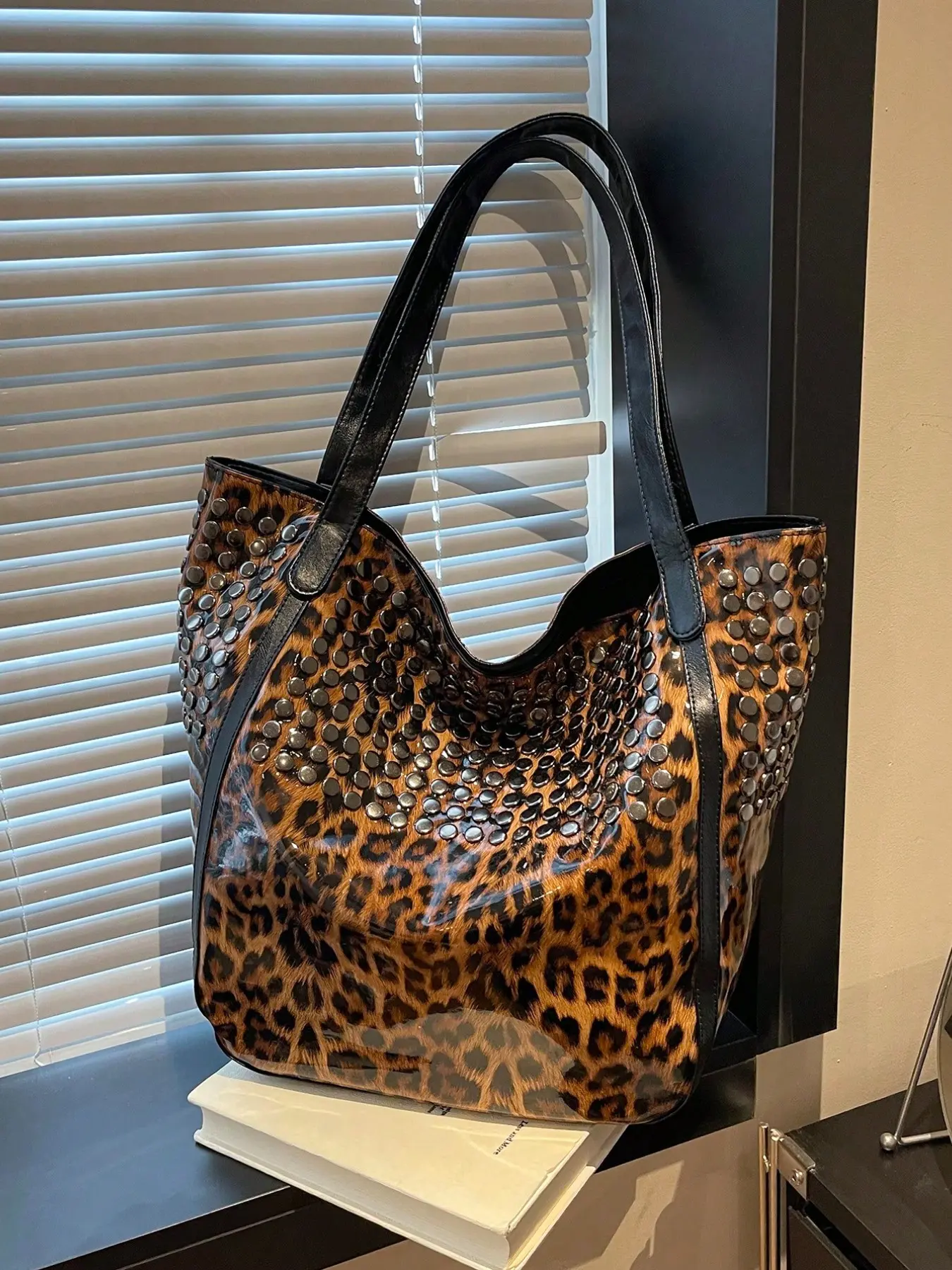 Wide Black Strap Retro Y2K Large Capacity Women Shoulder Handbag, Shiny Patent Leopard Print Metal Studded Oversized Tote Bag, Suitable for Travel, Shopping