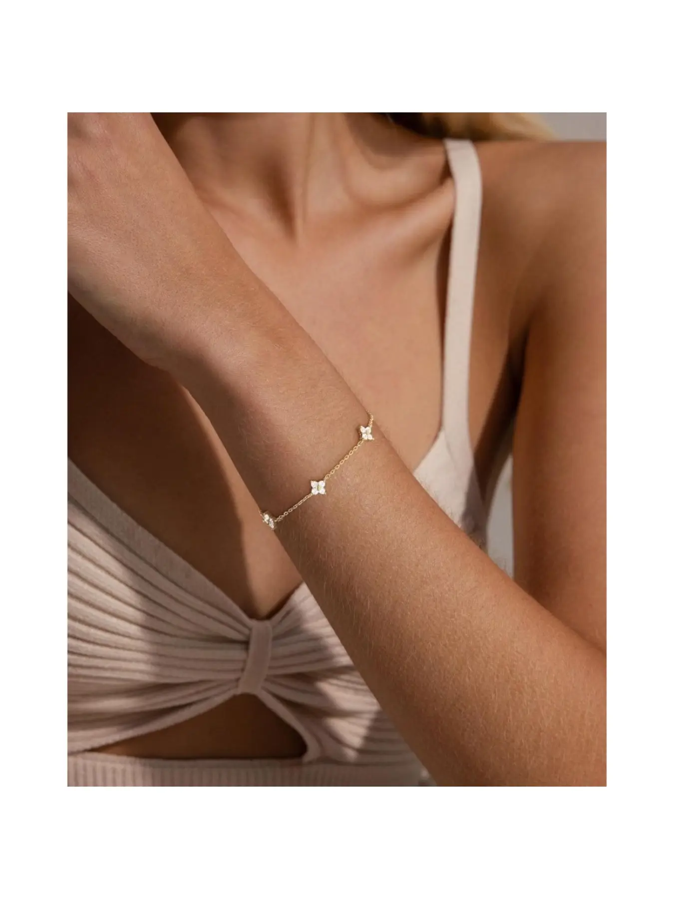 Golden Bracelets for Women Trendy Non Tarnish Beaded Bracelet, Golden Bracelets Cute Stackable Clover Bracelet Stack Jewelry Gifts, Christmas Gifts for Women